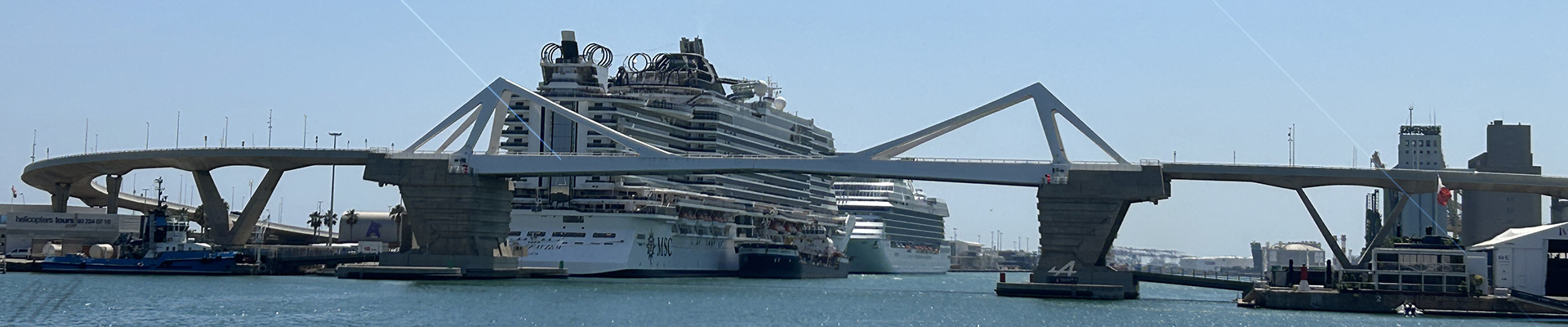 Barcelona cruise harbour