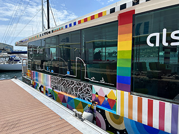 bus nautico del puerto de Barcelona