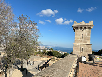 Montjuic Barcelone chateau